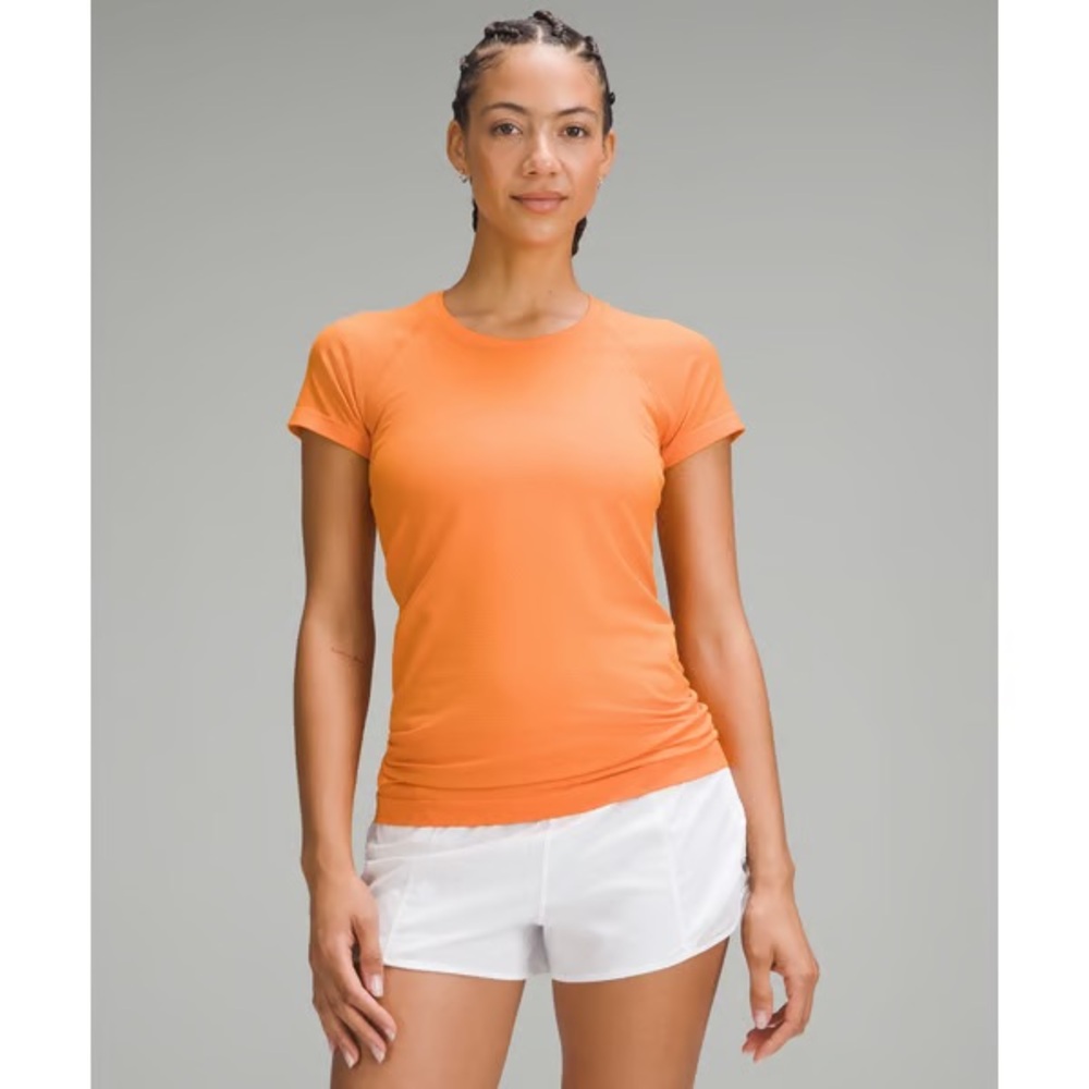 Lululemon swiftly tech tee size 6